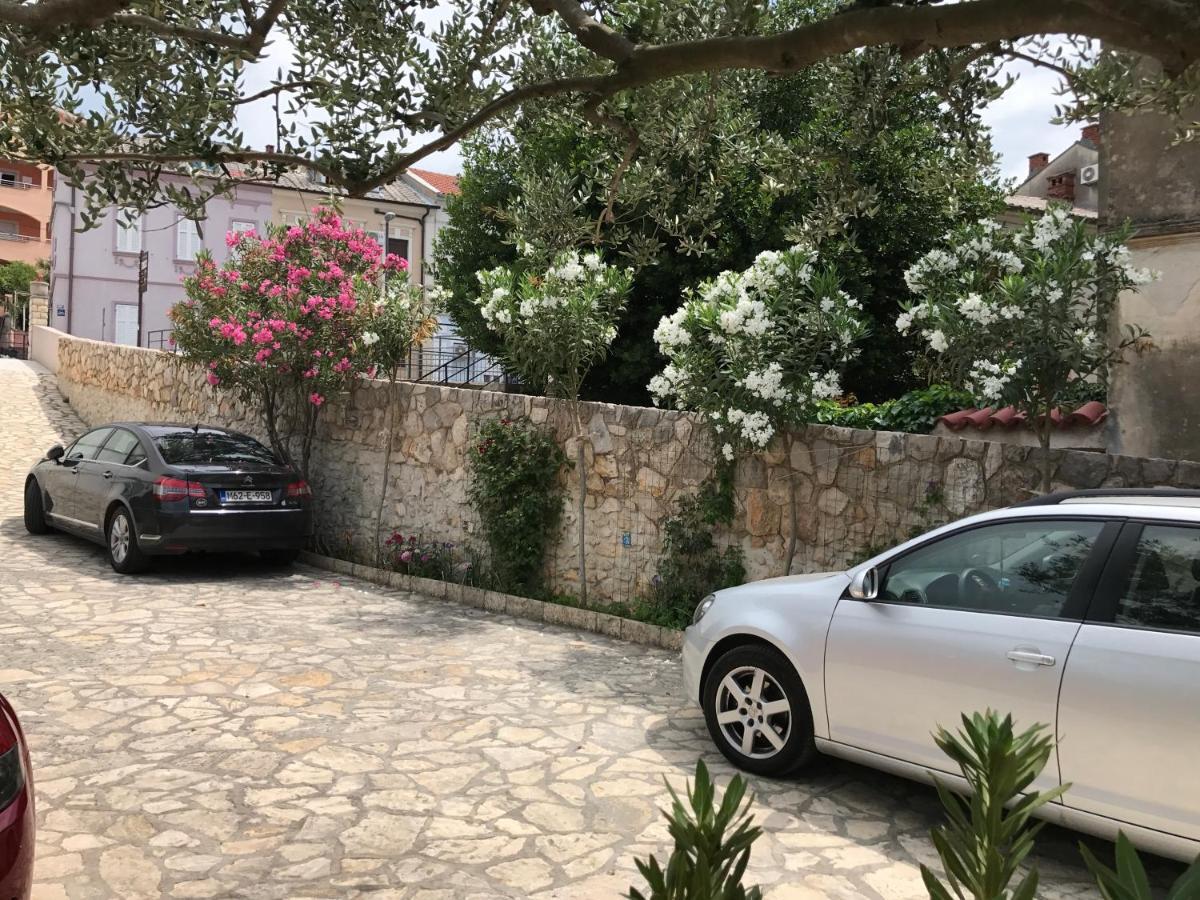 Family Apartments Vesna- 100 M Beach -Center Crikvenica Exterior foto
